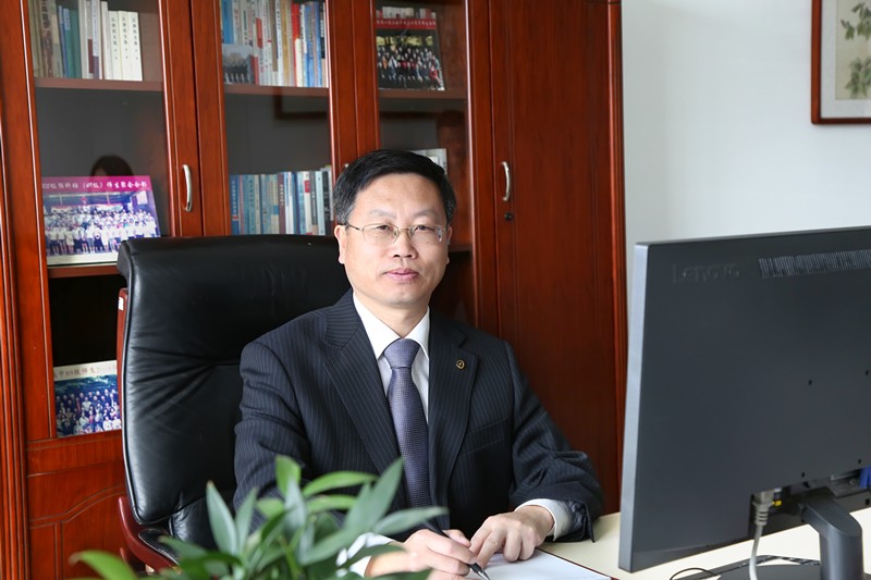 刘修涛_副本.jpg